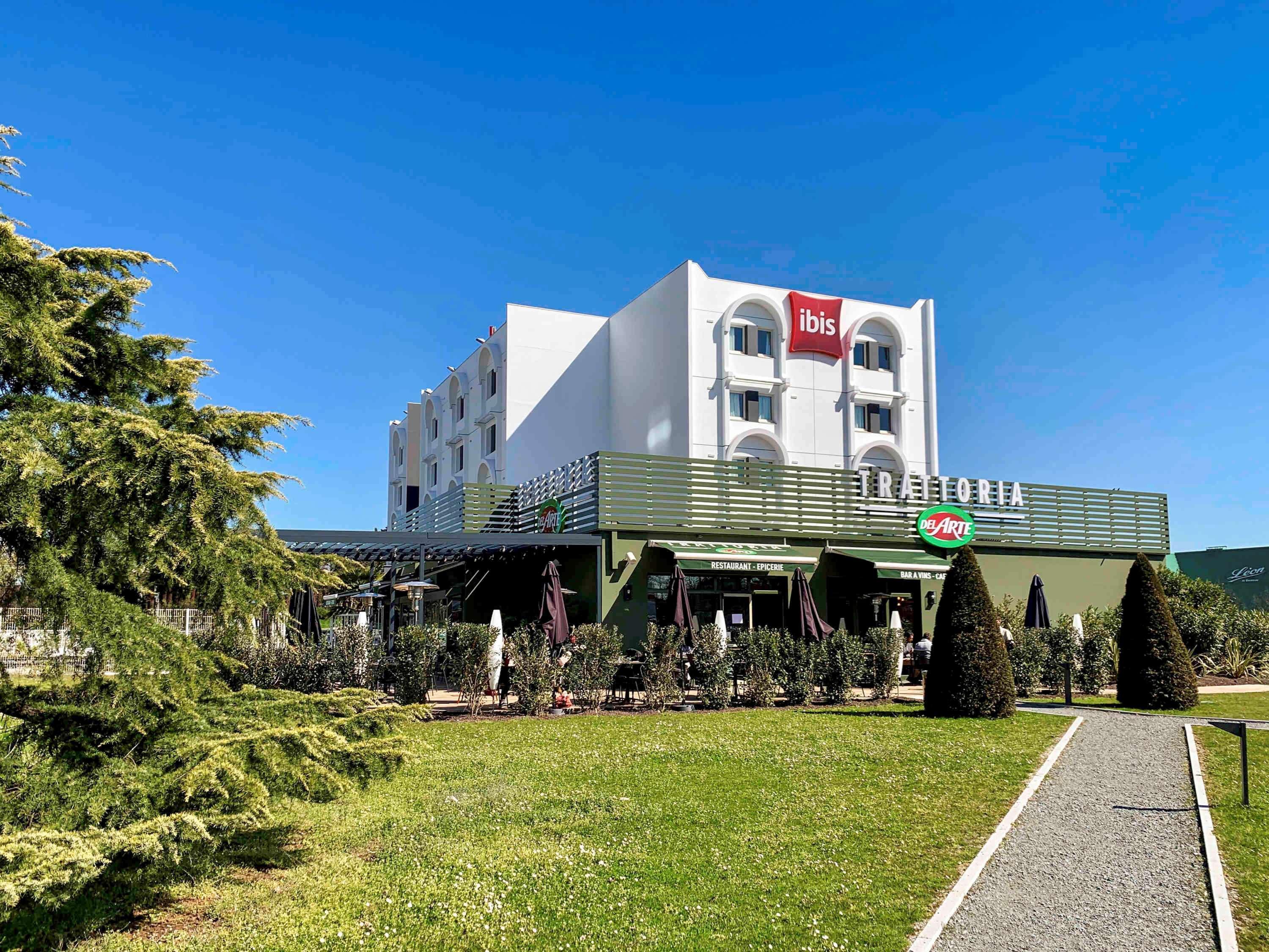 Ibis Bordeaux Pessac Route Des Vins Hotel Bagian luar foto